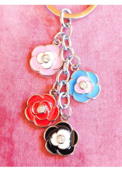 Renkli Güllerden Oluşan Metal Anahtarlık indirimleri