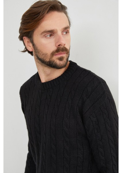 Saç Örgüsü Desenli Bisiklet Yaka Kazak