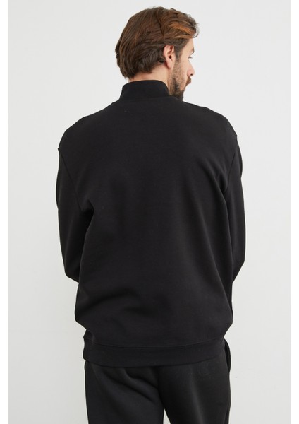 Dik Yaka Yarım Fermuarlı Sweatshirt