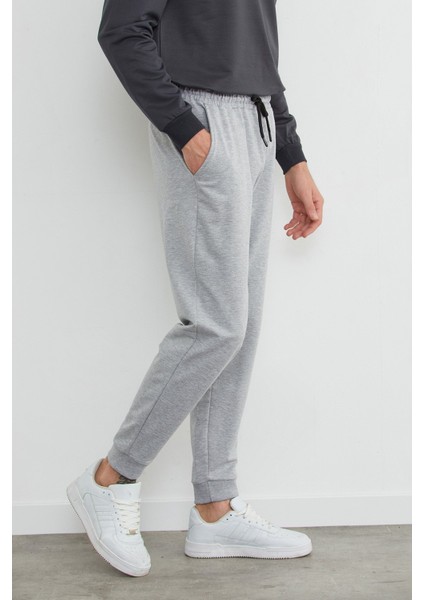 Beli Bağcıklı Cepli Jogger Eşofman Altı modelleri