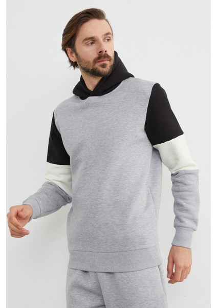 3 Iplik Kolu Renk Bloklu Kapüşonlu Sweatshirt fiyatları