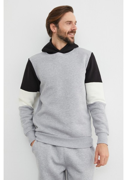3 Iplik Kolu Renk Bloklu Kapüşonlu Sweatshirt fırsatları
