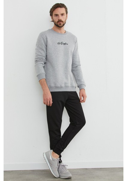 3 Iplik Kabartma Yazı Baskılı Sweatshirt fırsatları