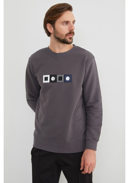 3 Iplik Nakışlı Bisiklet Yaka Sweatshirt indirimleri