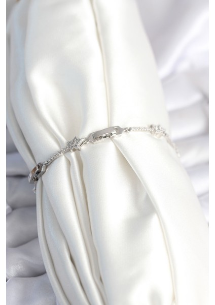 Pirinç Gümüş Renk Halley Yıldız Model Kadın Bileklik - Lisinya