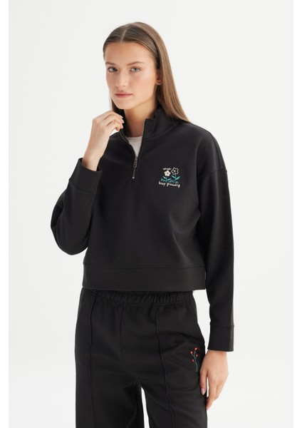 Regular Fit Normal Kesim Fermuar Yaka Detaylı Siyah Sweatshirt