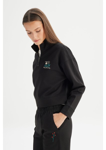 Regular Fit Normal Kesim Fermuar Yaka Detaylı Siyah Sweatshirt modelleri