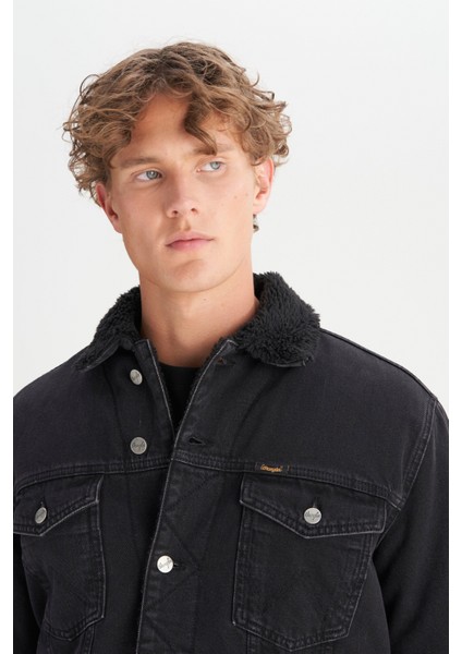 %100 Pamuk Regular Fit Normal Kesim Sherpa Detaylı Siyah Denim Ceket fırsatları