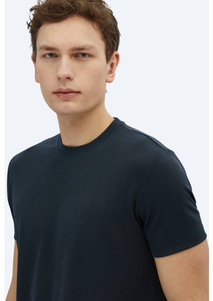 Siyah Düz Bisiklet Yaka T-Shirt