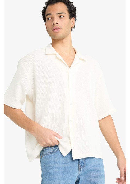 Boxy Fit Polo Yaka Penye Kısa Kollu Gömlek G3359AX25AU modelleri