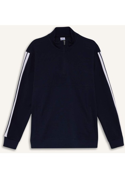 Fit Standart Fit Dik Yaka Sporcu Sweatshirt D1953AX25AU
