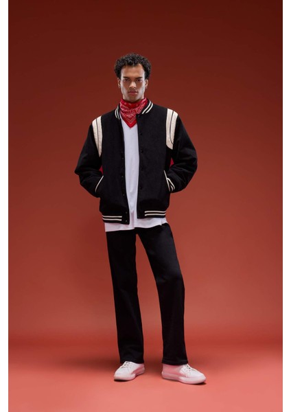 Su İtici Regular Fit Kolej Yaka Bomber Çıtçıtlı İç Cepli Mont E9245AX25WN fiyatları