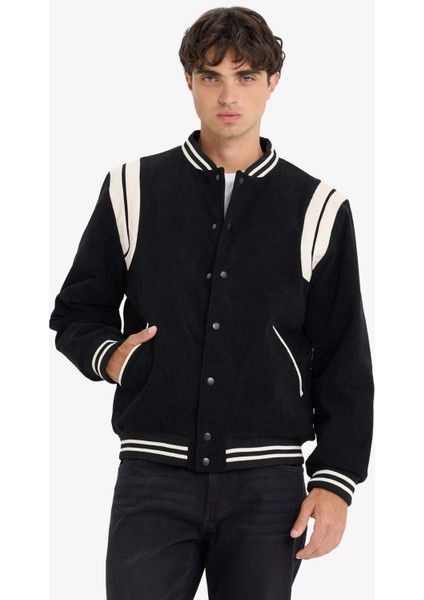 Su İtici Regular Fit Kolej Yaka Bomber Çıtçıtlı İç Cepli Mont E9245AX25WN