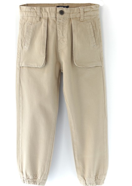 Kapaklı Patch Cep Detaylı Erkek Çocuk Kanvas Jogger Pantolon Bej Renk Erkek Çocuk Pantolonu 001-0002084