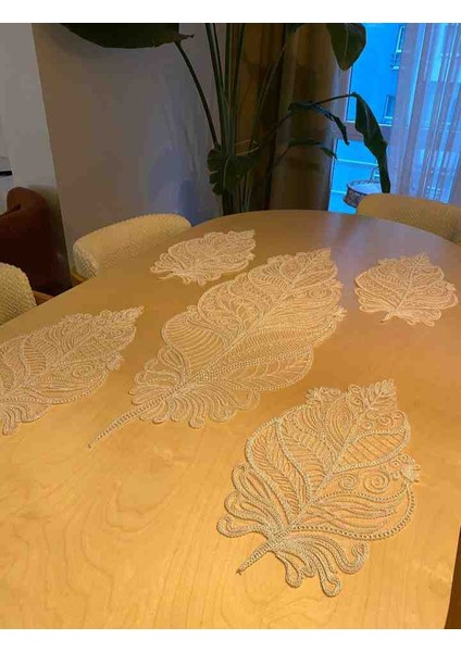Fransız Dantel Yaprak Model 5 Li, Masa Üzerine Runner Işlemeli Dantel (115X35CM modelleri