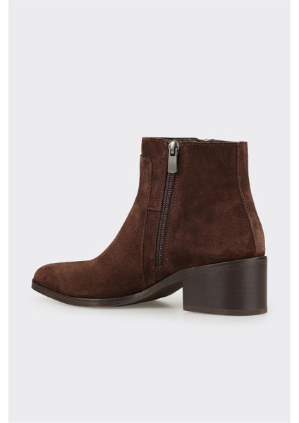 Kahve Deri Kadın Klasik Bot modelleri