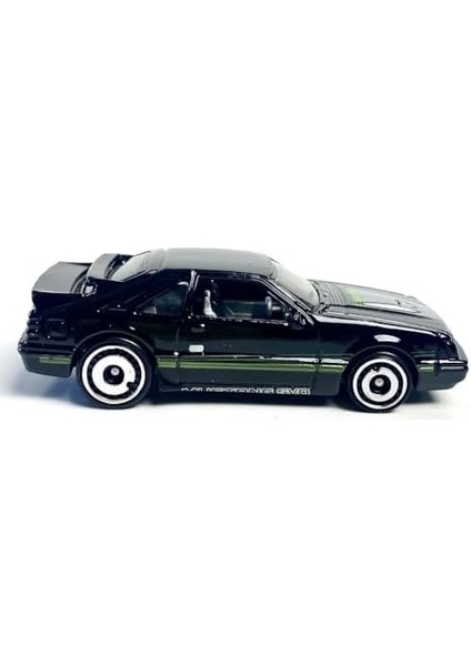 Tekli Arabalar 84 Ford Mustang Svo HKJ60 modelleri