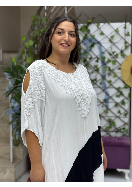 VL8870 Omuz Pencereli Şerit Desenli Dantelli Vual Elbise Beyaz