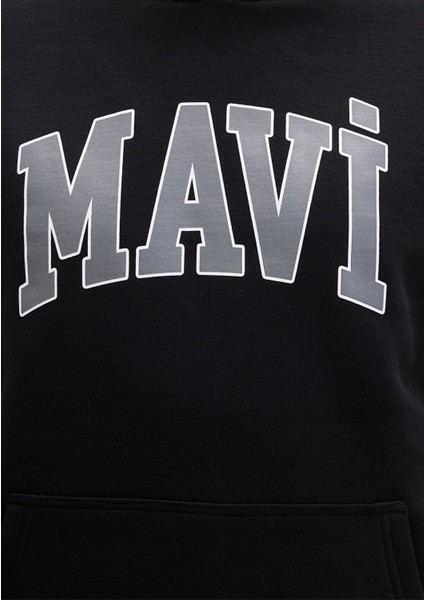 Mavi Logo Baskılı Kapüşonlu Siyah Sweatshirt 067149-902