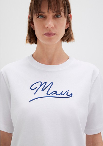 Mavi Nakışlı Beyaz Tişört 1612421-620