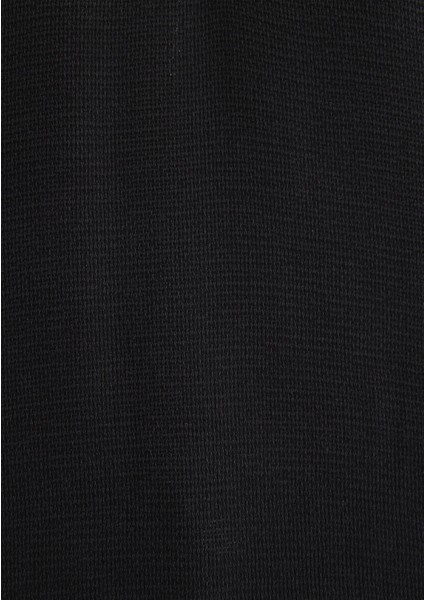 Kısa Kollu Siyah Bluz 1210801-900