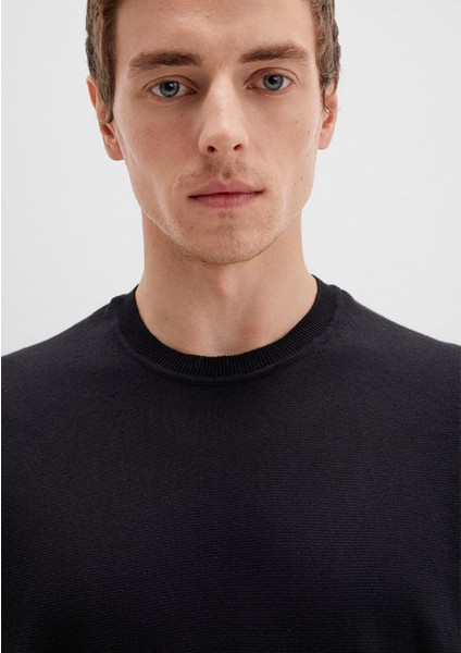 Kısa Kollu Siyah Triko Tişört 0710312-900