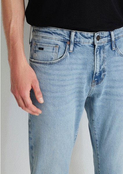 Jake Classic Denim Puslu Açık Mavi Jean Pantolon 0042286799