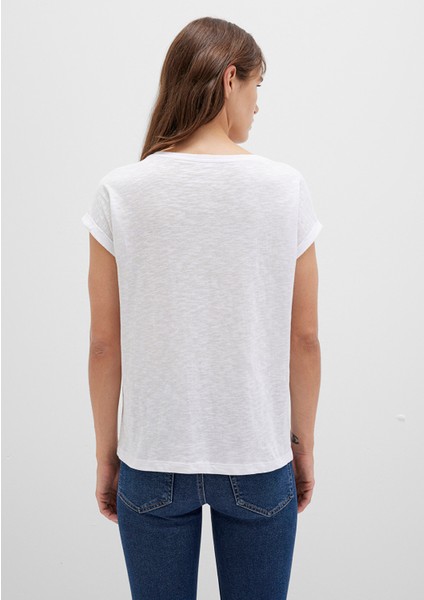 V Yaka Beyaz Basic Tişört 1600961-620