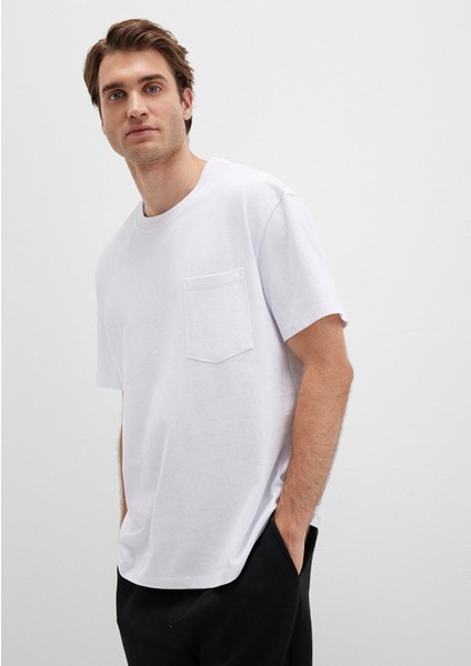 Cep Detaylı Beyaz Basic Tişört 066248-620