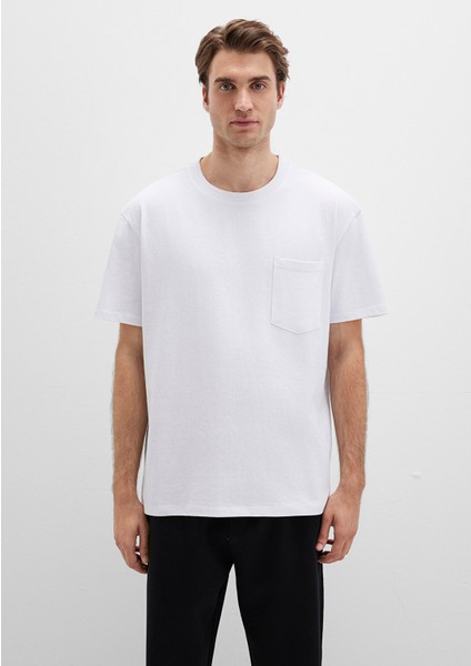 Cep Detaylı Beyaz Basic Tişört 066248-620