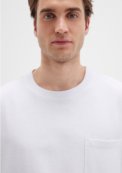 Cep Detaylı Beyaz Basic Tişört 066248-620