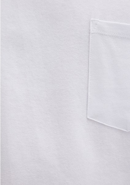 Cep Detaylı Beyaz Basic Tişört 066248-620