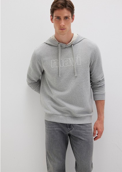Mavi Logo Baskılı Kapüşonlu Gri Sweatshirt 065606-28387