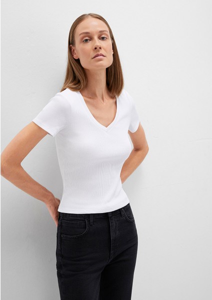 Beyaz Basic V Yaka Tişört 1601040-620