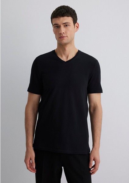 Siyah Basic V Yaka Tişört 065586-900