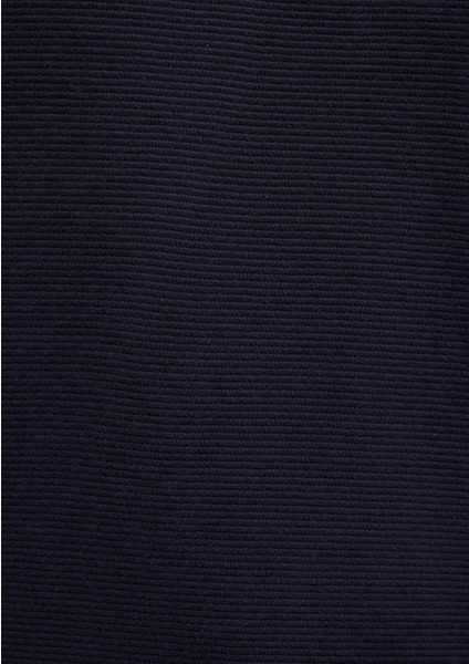 Uzun Kollu Dokulu Lacivert Tişört 064622-26828