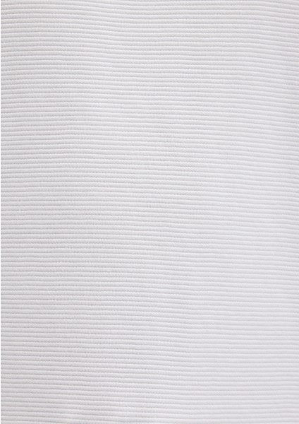 Uzun Kollu Dokulu Beyaz Tişört 064622-20454