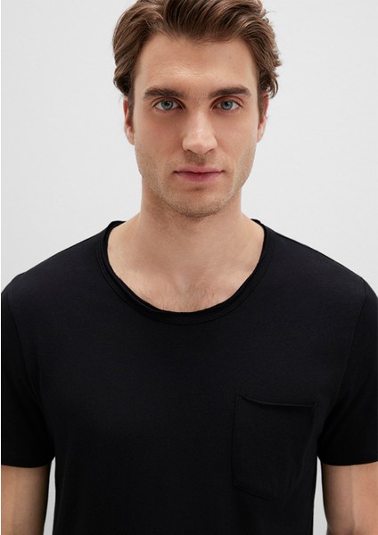 Dikişli Cep Detaylı Siyah Tişört 062772-26341