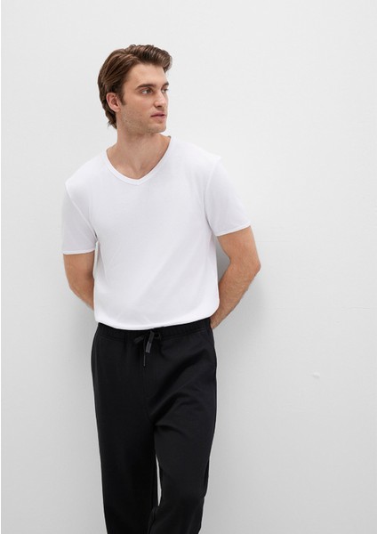 Ribana Detaylı V Yaka Beyaz Tişört 063748-620