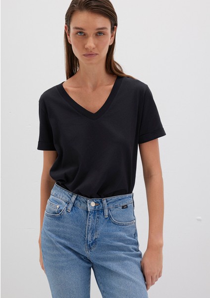 V Yaka Siyah Basic Tişört 166248-900