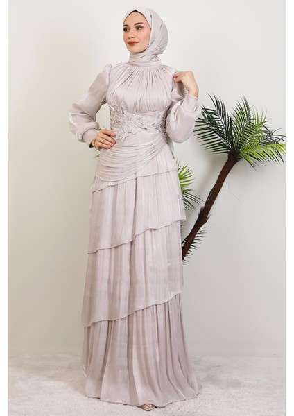 Menekşe Kat Kat Abiye Bej modelleri