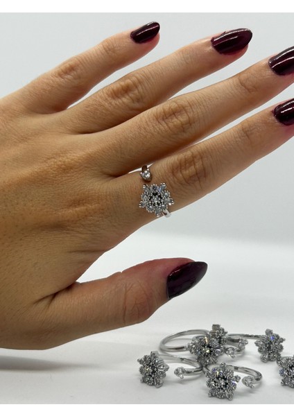 Gümüş Renkli Kar Tanesi Çelik Stres Yüzüğü fiyatları