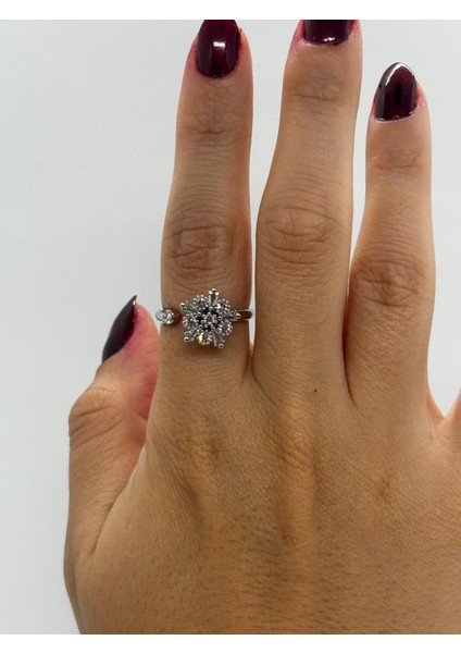 Gümüş Renkli Kar Tanesi Çelik Stres Yüzüğü modelleri