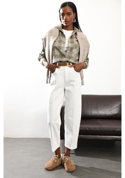 Beyaz Yüksek Bel Baggy Jean RM3004 modelleri