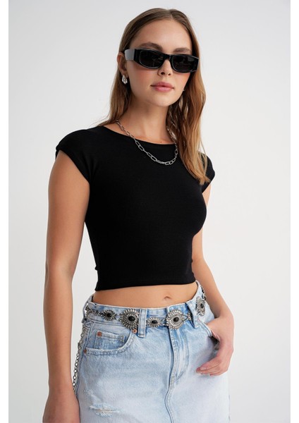 2009 Kadın Vücuda Oturan Basic Crop T-Shirt Siyah modelleri