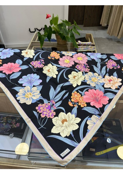 Saf Ipek Eşarp 4219D (T)-33 Siyah fırsatları