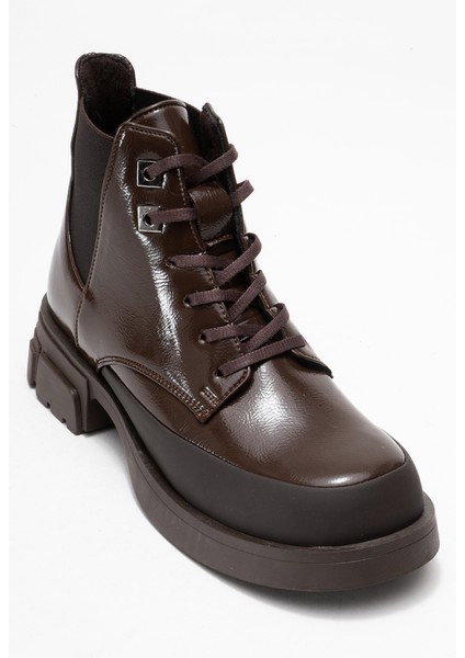 Challo Kahverengi Rugan Bağcıklı Lastikli Kadın Postal Bot modelleri