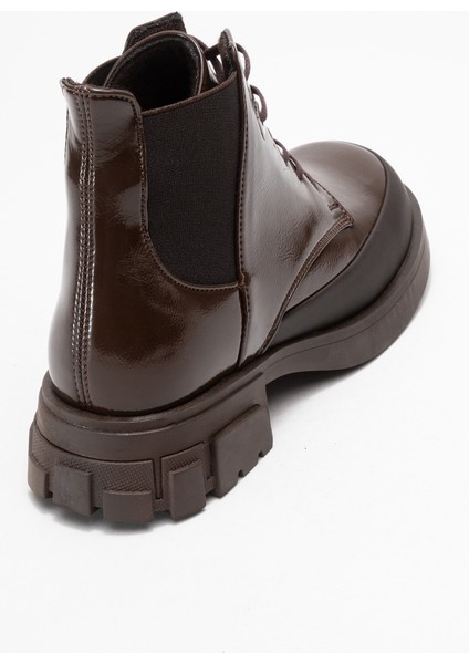 Challo Kahverengi Rugan Bağcıklı Lastikli Kadın Postal Bot indirimleri