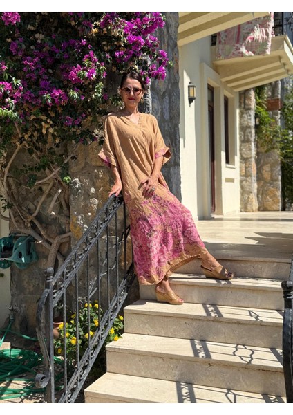 YG205050 Italyan V Yaka Çiçekli Keten Elbise Camel fırsatları