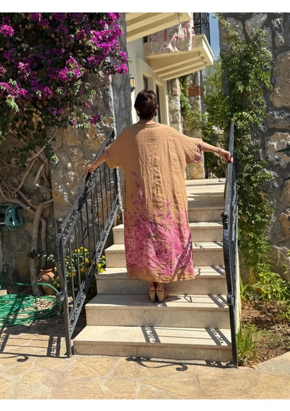 YG205050 Italyan V Yaka Çiçekli Keten Elbise Camel